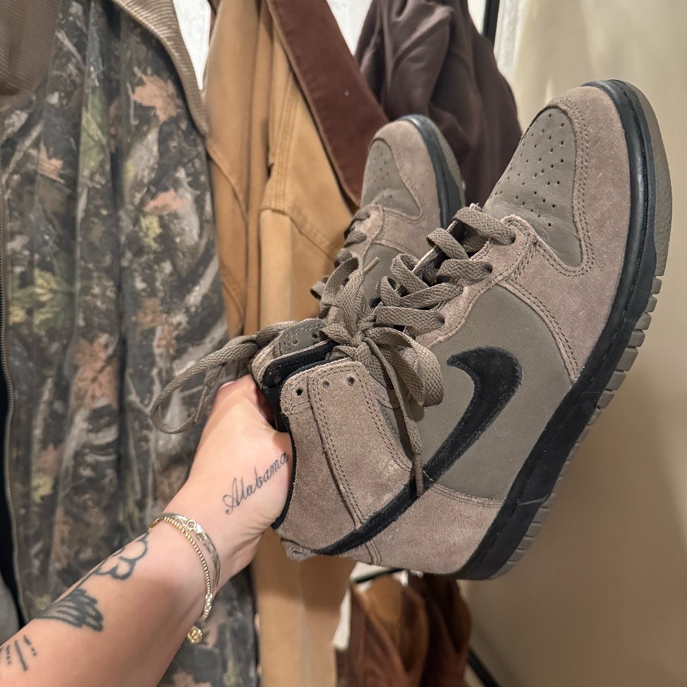 Rare nike dunk high dark mushroom Nikes